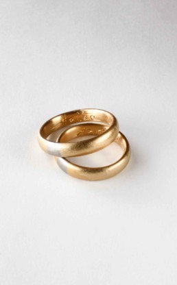 Weddingrings gold ethical yellow and white gold.